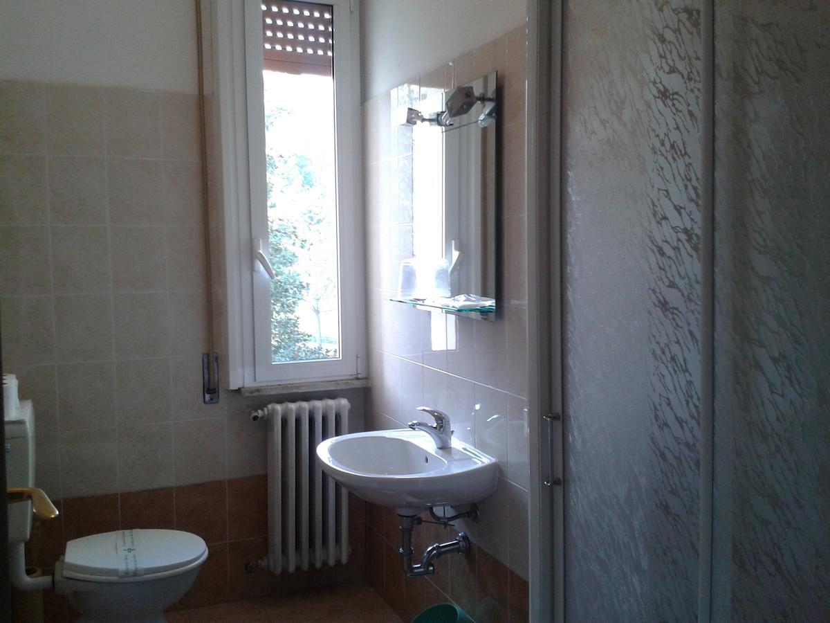 Albergo Tabiano Tabiano Terme Szoba fotó